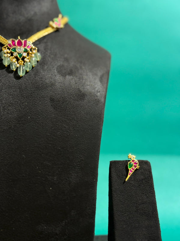 JADAU KUNDAN STONE'S NECKLACE SET
