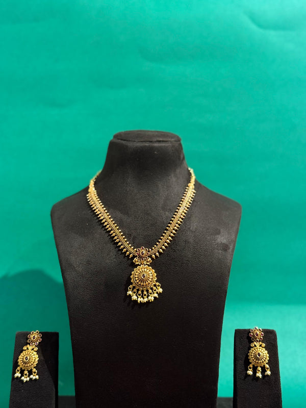 PREMIUM BRASS MATERIAL IN ANTIQUE POLISH NECKLACE SET