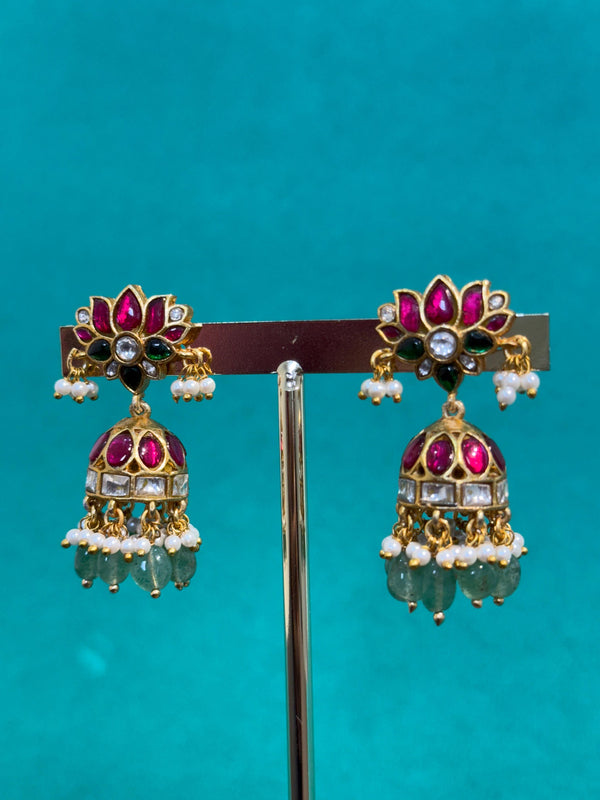 TRENDING JHUMKA'S IN BRASS MATERIAL AND REAL JADAU KUNDAN STONES AND NATURAL STRAWBERRY BEADS FALL