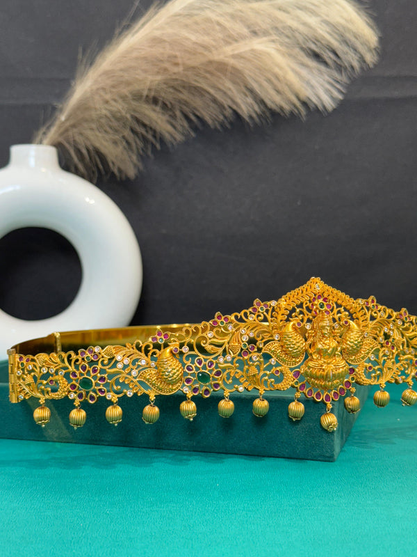 TRENDING LAXMI VADDANAM IN PREMIUM BRASS MATERIAL WITH GOLD POLISH IN FREE SIZE