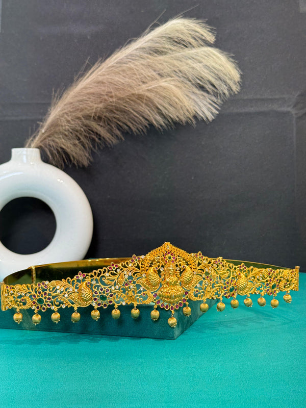 TRENDING LAXMI VADDANAM IN PREMIUM BRASS MATERIAL WITH GOLD POLISH IN FREE SIZE