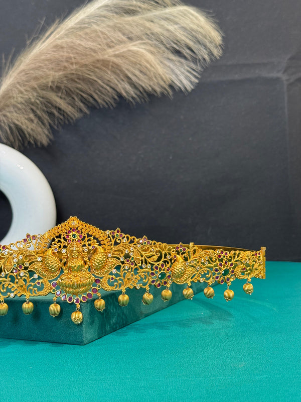 TRENDING LAXMI VADDANAM IN PREMIUM BRASS MATERIAL WITH GOLD POLISH IN FREE SIZE