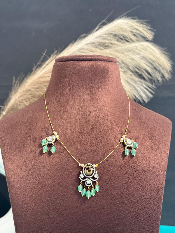 TRENDING INVISIBLE CHAIN WITH VICTORIAN POLISH PENDANT