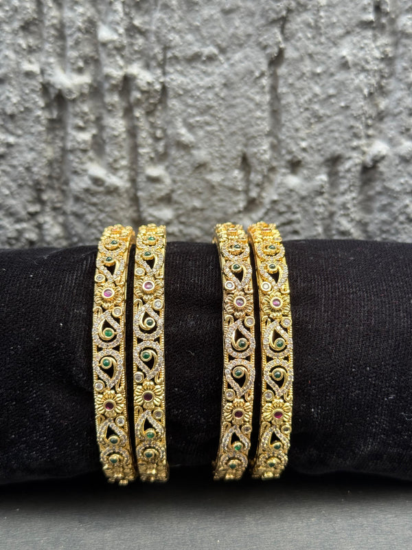 BANGLES IN PREMIUM BRASS MATERIAL WITH GOLD POLISH,SET OF 4