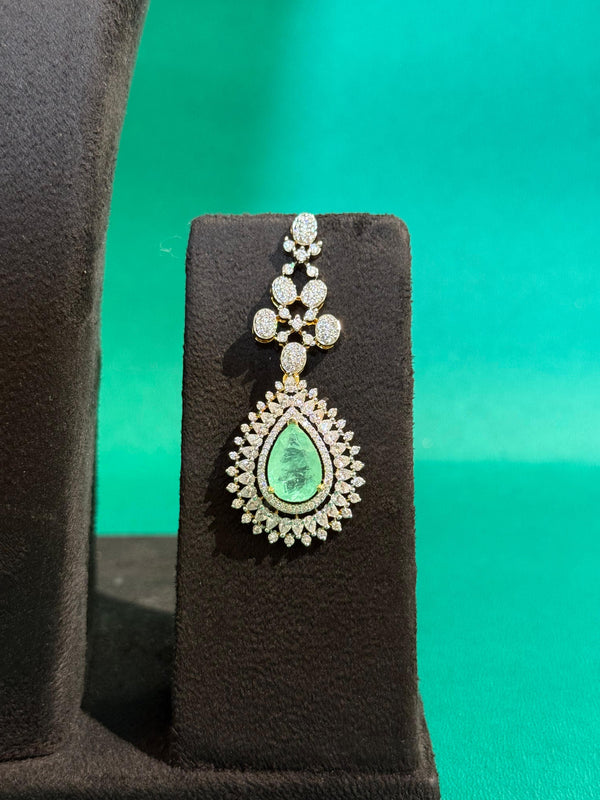 ZIRCON NECKLACE