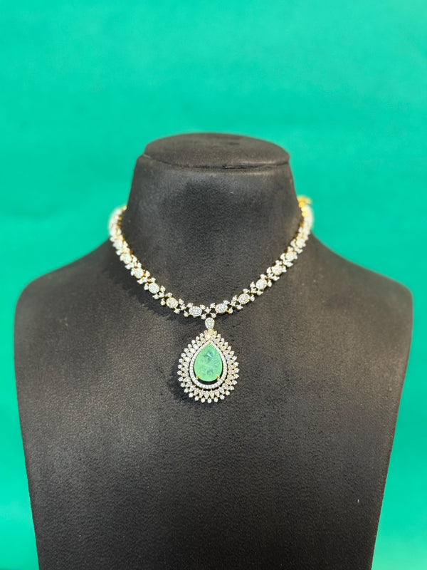 ZIRCON NECKLACE